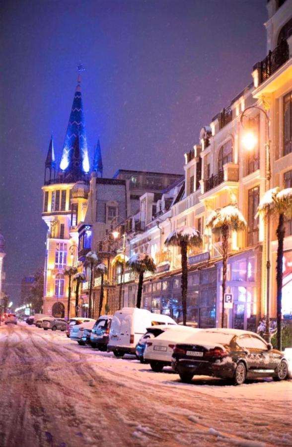 Orbi City Batumi Bagian luar foto