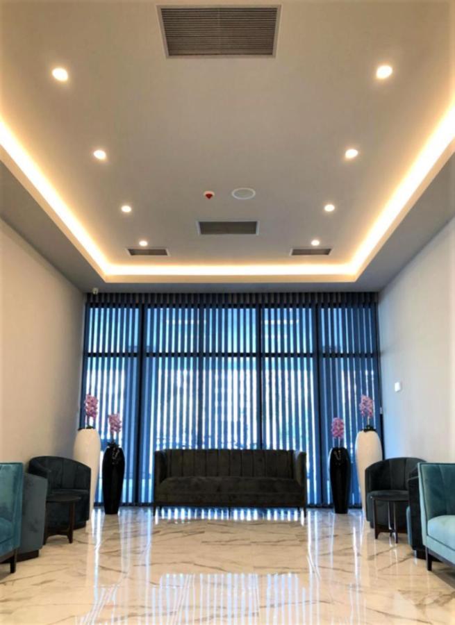 Orbi City Batumi Bagian luar foto