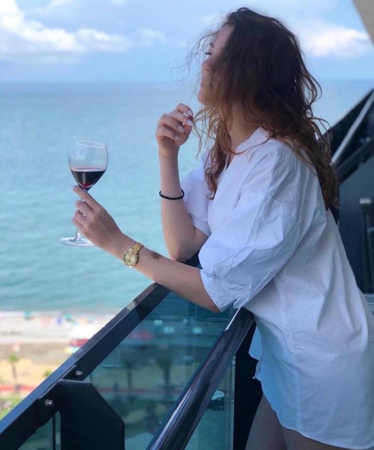 Orbi City Batumi Bagian luar foto